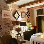 La Maison Dans Les Remparts * Aigues-Mortes